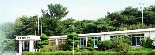 邯鄲華夏職業(yè)技術(shù)學(xué)校學(xué)費(fèi)多少？